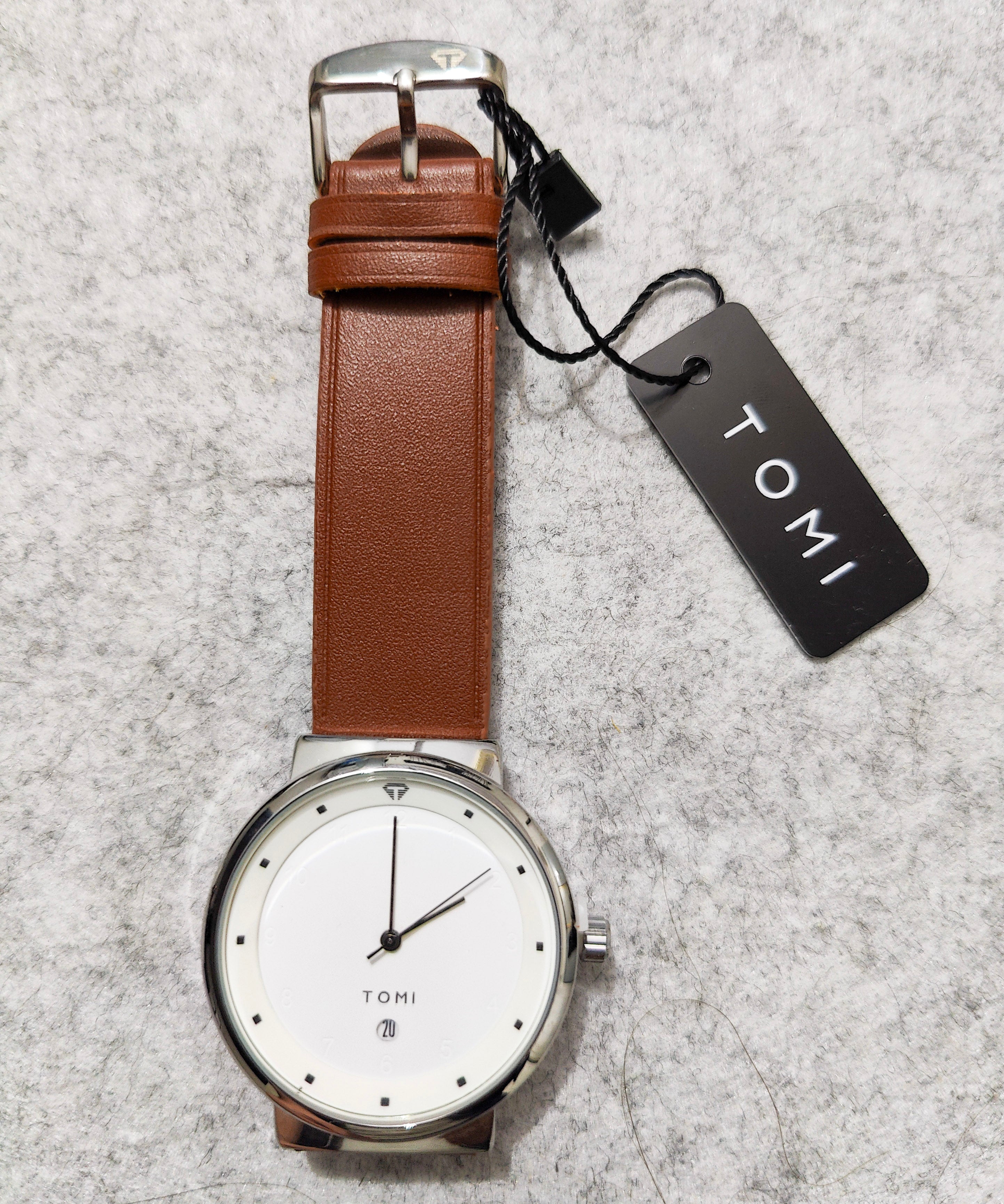 TOMI White Dial And Brown Leather Strip Date Quartz Luxury Slim Watch – New Arrival