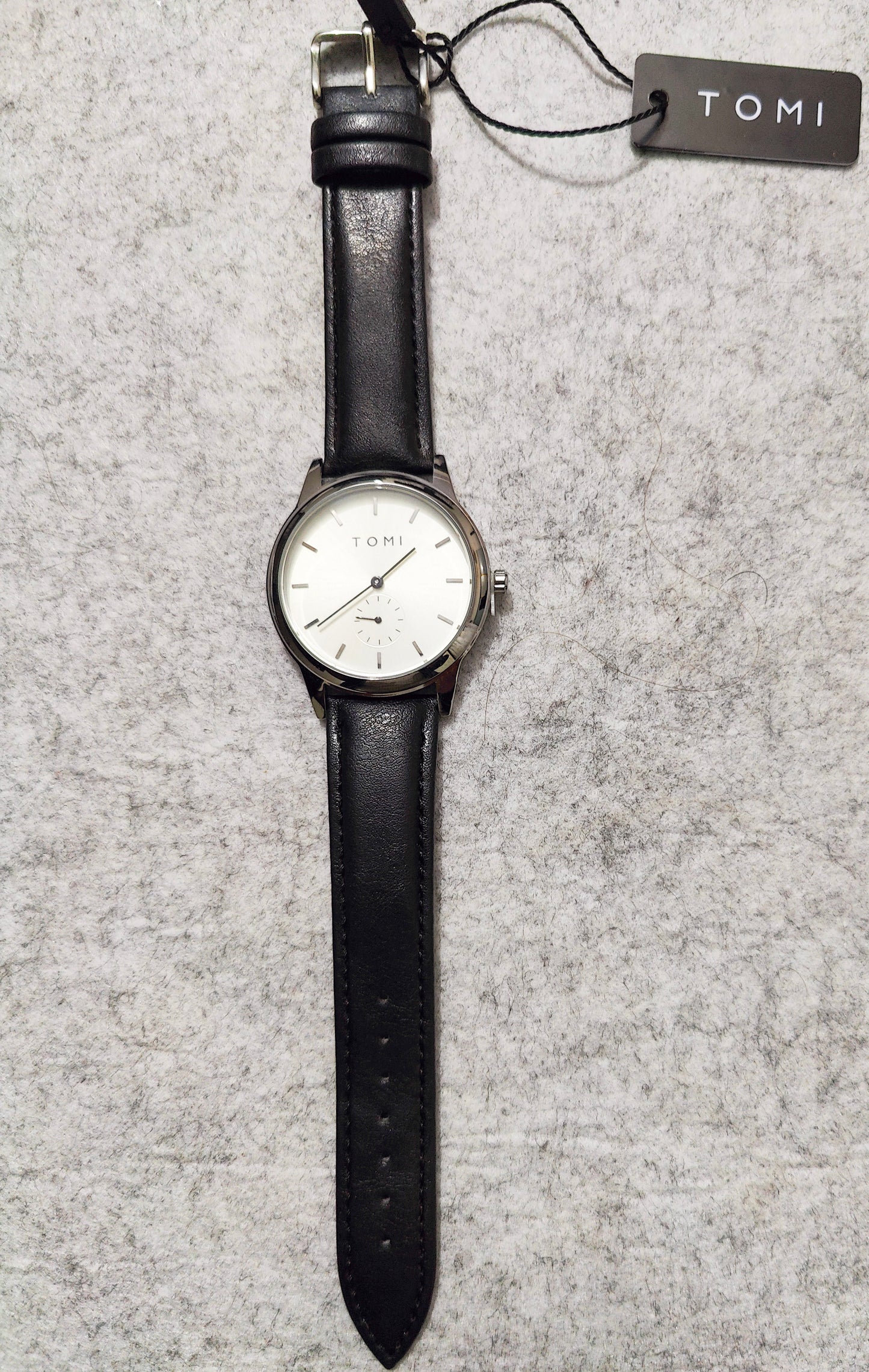 TOMI Formal White Dial Quartz Watch – Black Leather Strap (Slim Design with Date)